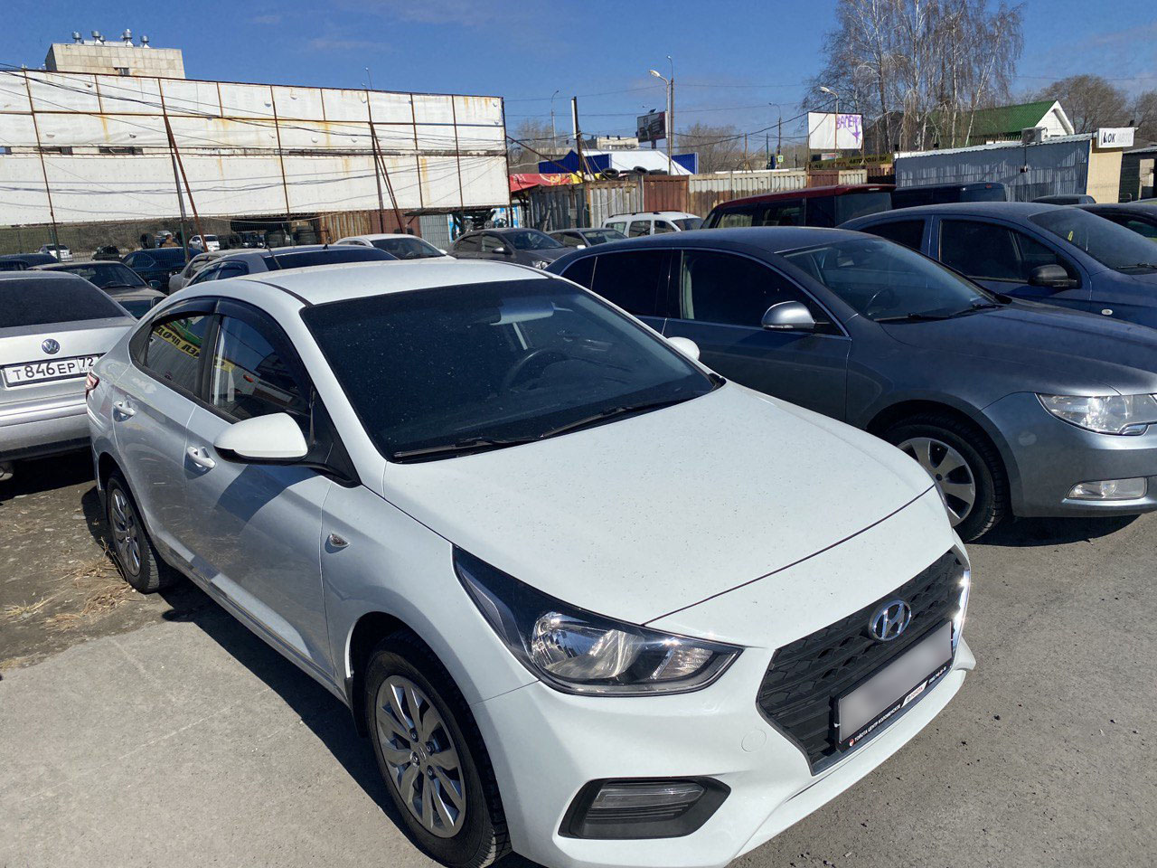 Прокат Hyundai Solaris в Красноярске без водителя - 2100 в день