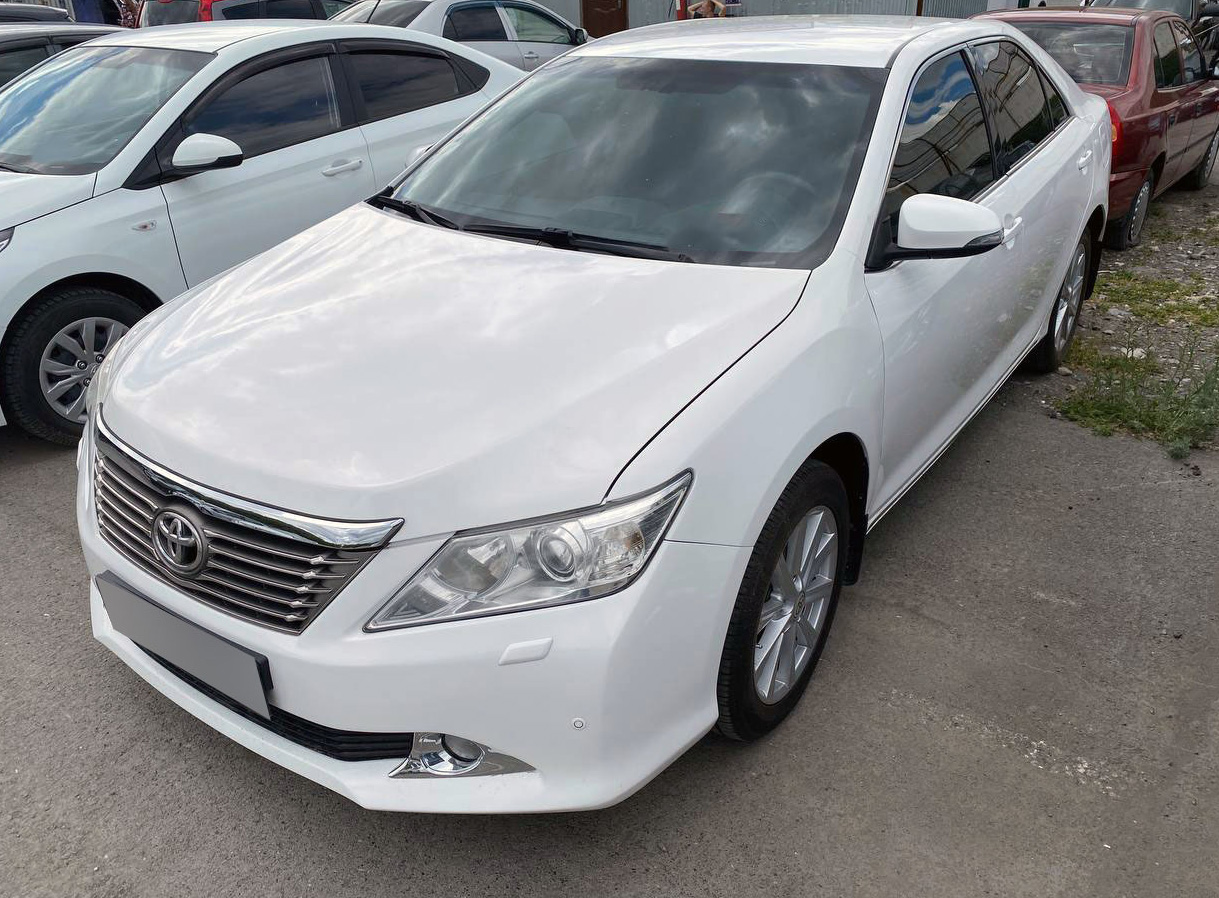 Прокат Toyota Camry в Красноярске без водителя - 4500 в день